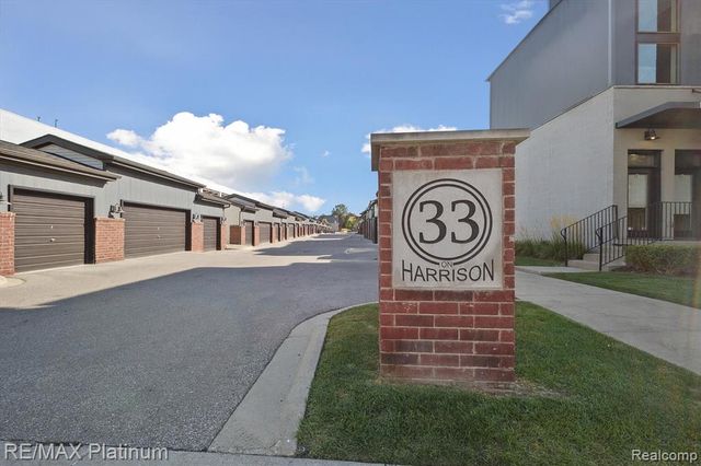 1260 Diamond Court A, Royal Oak, MI 48067