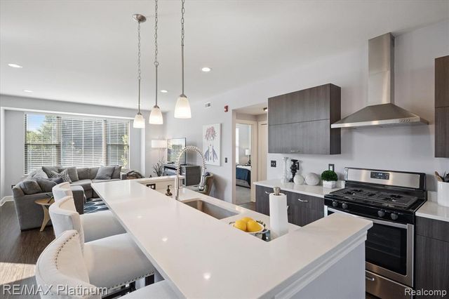 1260 Diamond Court A, Royal Oak, MI 48067