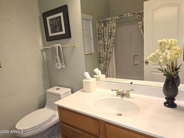 3131 W LAREDO Street, Chandler, AZ 85226