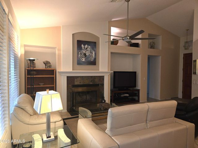 3131 W LAREDO Street, Chandler, AZ 85226