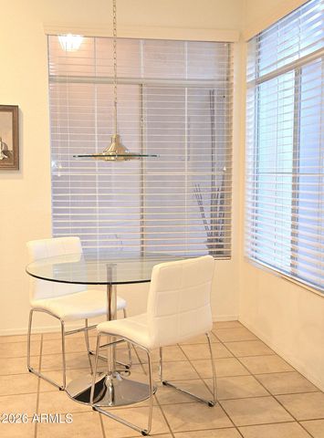 3131 W LAREDO Street, Chandler, AZ 85226