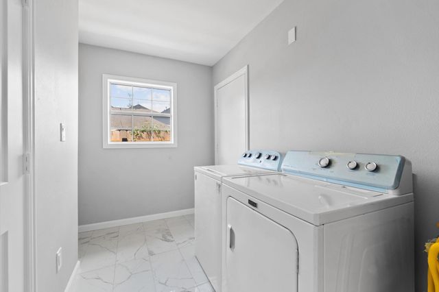 2220 Holman Street, Houston, TX 77004