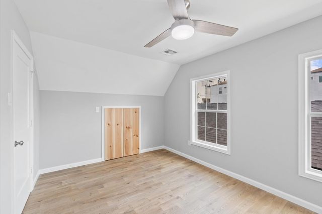 2220 Holman Street, Houston, TX 77004