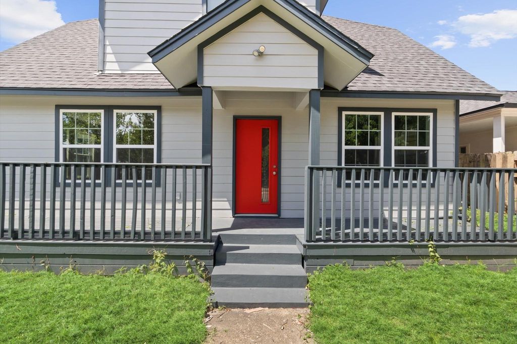 2220 Holman Street, Houston, TX 77004