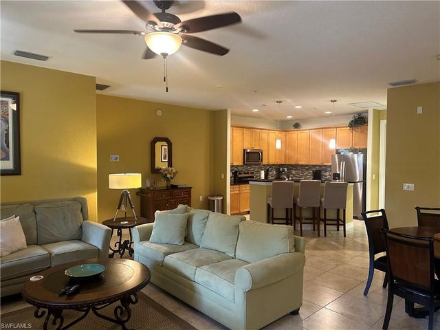 9134 CHULA VISTA ST 12504, Naples, FL 34113