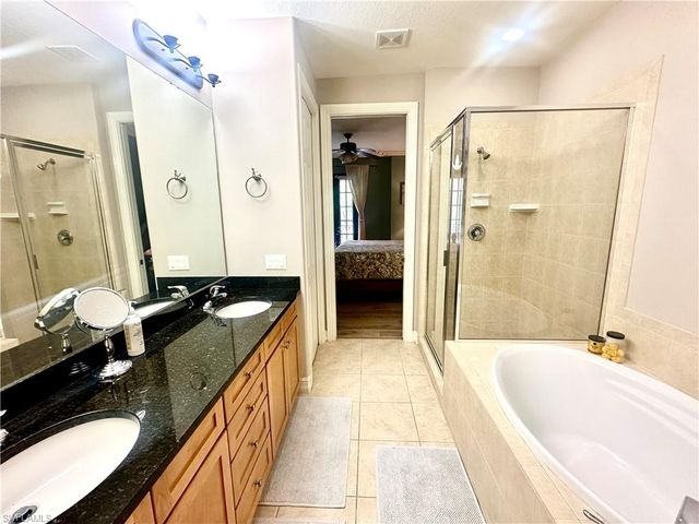 9134 CHULA VISTA ST 12504, Naples, FL 34113