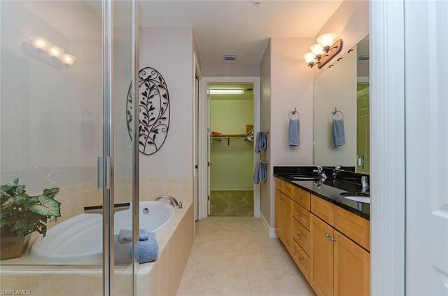 9134 CHULA VISTA ST 12504, Naples, FL 34113