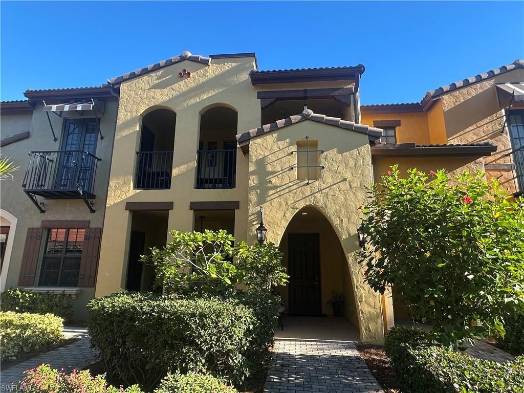 9134 CHULA VISTA ST 12504, Naples, FL 34113
