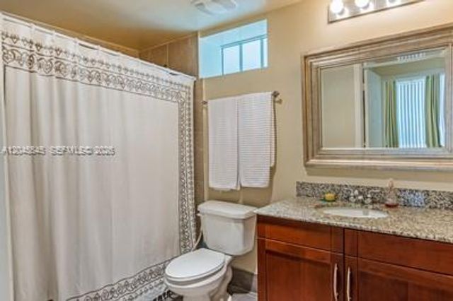 7285 SW 90th St D409, Miami, FL 33156