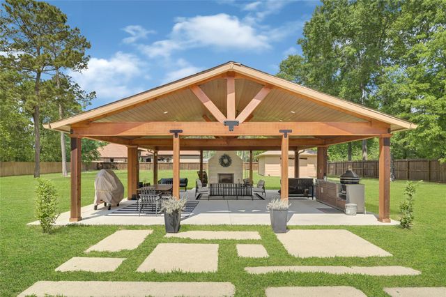 19319 Cabango Drive, Porter, TX 77365