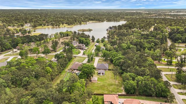 19319 Cabango Drive, Porter, TX 77365