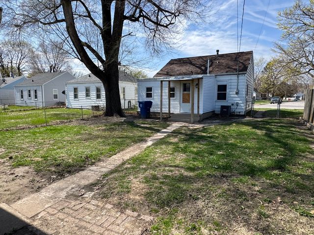 611 S Elsie Avenue, Davenport, IA 52802