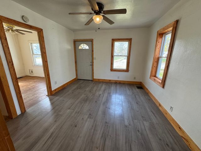 611 S Elsie Avenue, Davenport, IA 52802