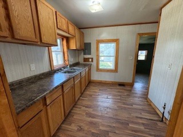 611 S Elsie Avenue, Davenport, IA 52802