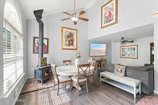 1925 Commonwealth Boulevard, Toms River, NJ 08757