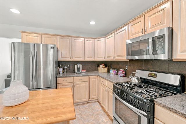 1925 Commonwealth Boulevard, Toms River, NJ 08757