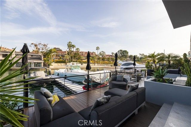 748 Harbor Island Drive, Newport Beach, CA 92660