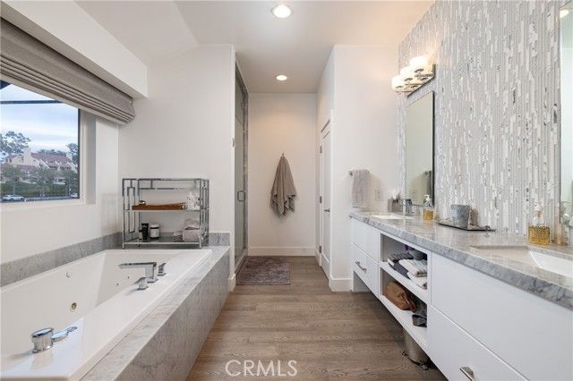 748 Harbor Island Drive, Newport Beach, CA 92660