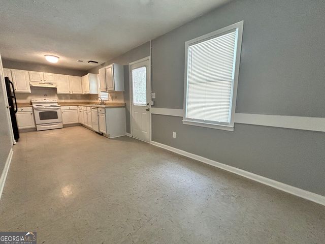 110 Roberts Road, Covington, GA 30016