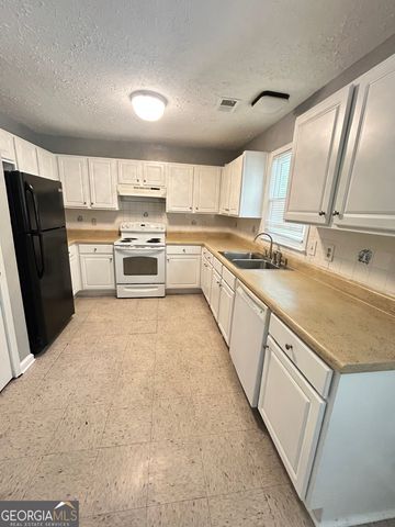 110 Roberts Road, Covington, GA 30016