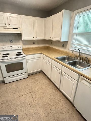 110 Roberts Road, Covington, GA 30016