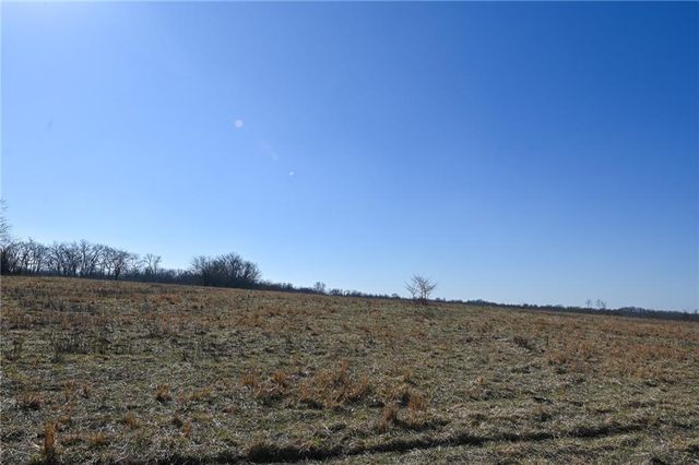 21775 S 725th Road, Stockton, MO 65785