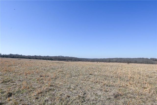 21775 S 725th Road, Stockton, MO 65785