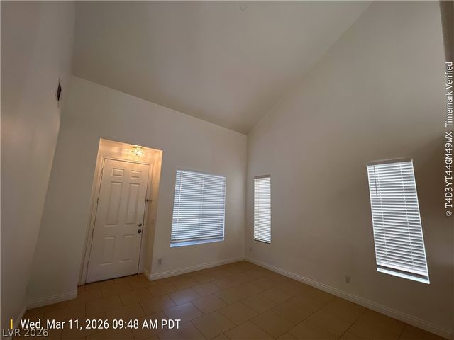 7558 Grassy Bank Street, Las Vegas, NV 89139