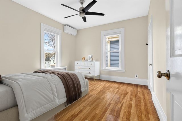 146 Poplar St, Boston, MA 02131