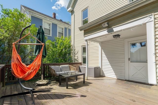 146 Poplar St, Boston, MA 02131