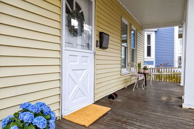 146 Poplar St, Boston, MA 02131