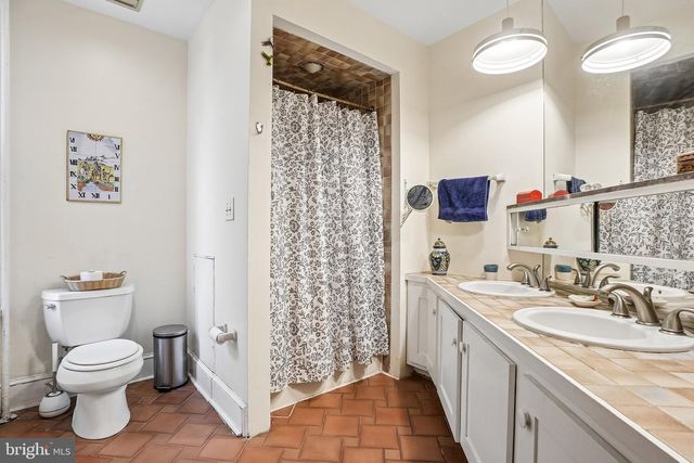 4646 HAZEL AVE, Philadelphia, PA 19143