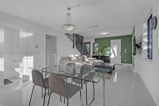 1405 Galiano St 4, Coral Gables, FL 33134