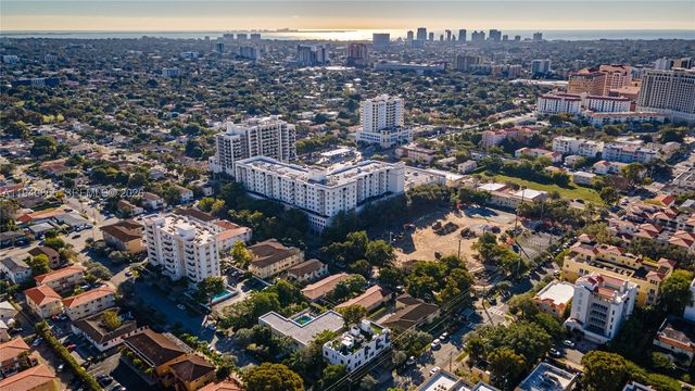 1405 Galiano St 4, Coral Gables, FL 33134