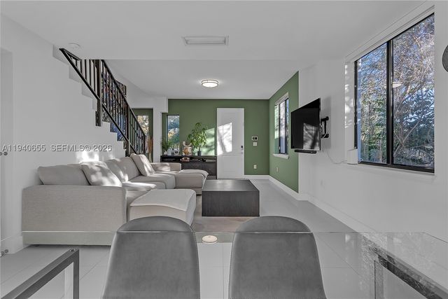 1405 Galiano St 4, Coral Gables, FL 33134
