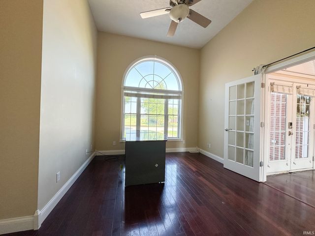 372 Persimmon Circle, Boonville, IN 47601