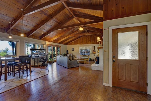 280 Alpine Dr, Colfax, CA 95713