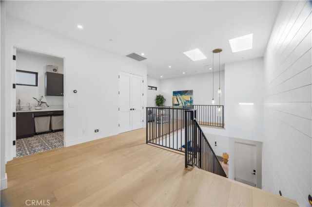 2504 Fisk Lane, Redondo Beach, CA 90278