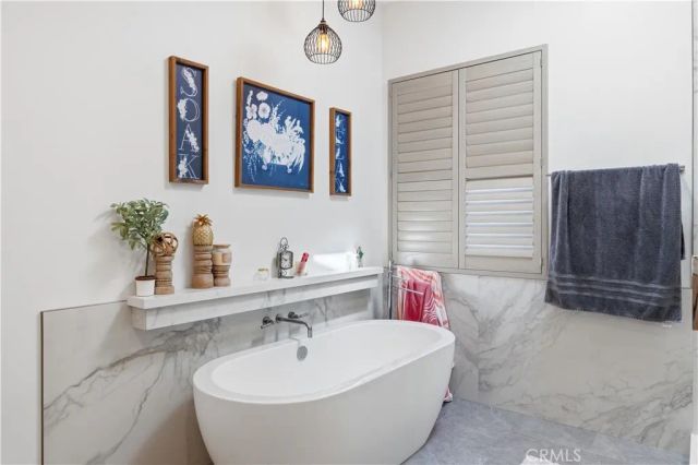 2504 Fisk Lane, Redondo Beach, CA 90278