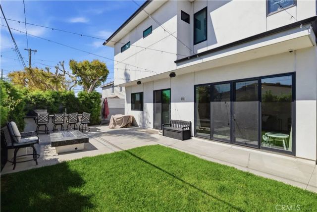 2504 Fisk Lane, Redondo Beach, CA 90278