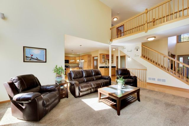 428 Sudbury Circle, Oswego, IL 60543