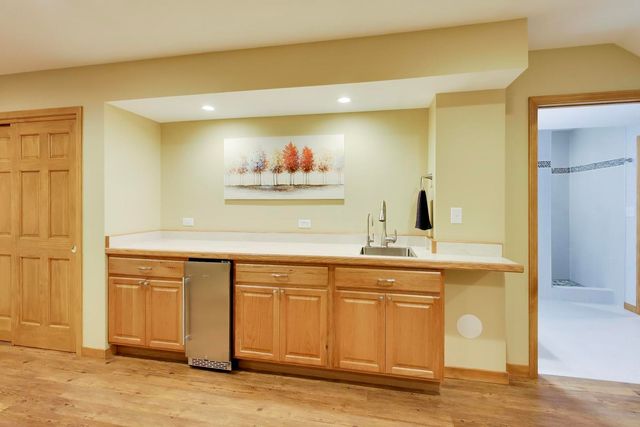 428 Sudbury Circle, Oswego, IL 60543