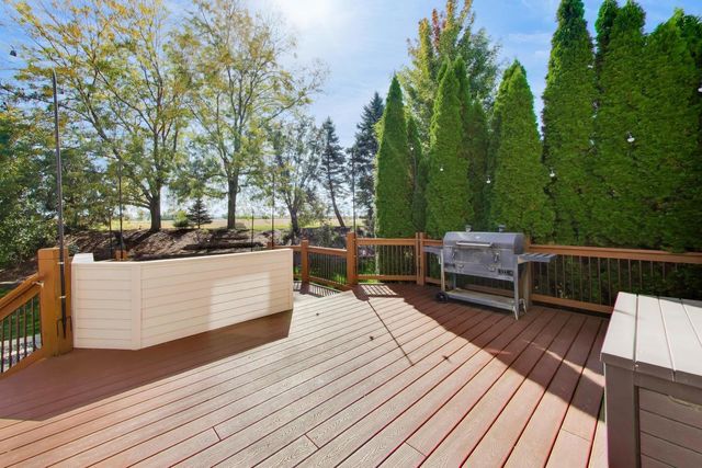 428 Sudbury Circle, Oswego, IL 60543
