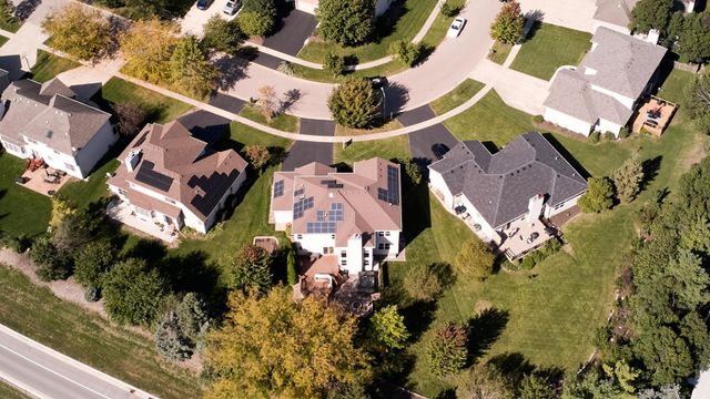 428 Sudbury Circle, Oswego, IL 60543
