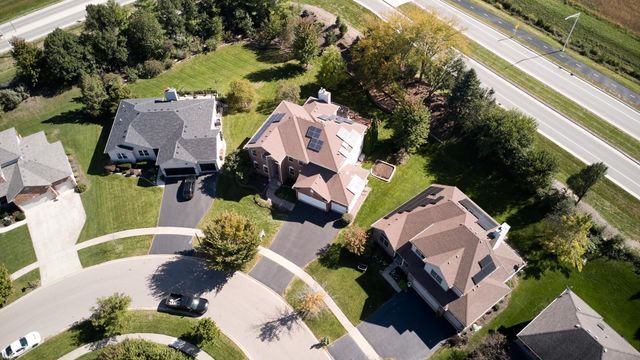 428 Sudbury Circle, Oswego, IL 60543