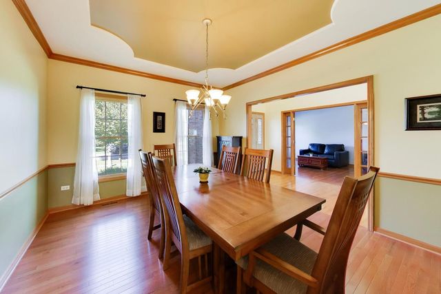 428 Sudbury Circle, Oswego, IL 60543