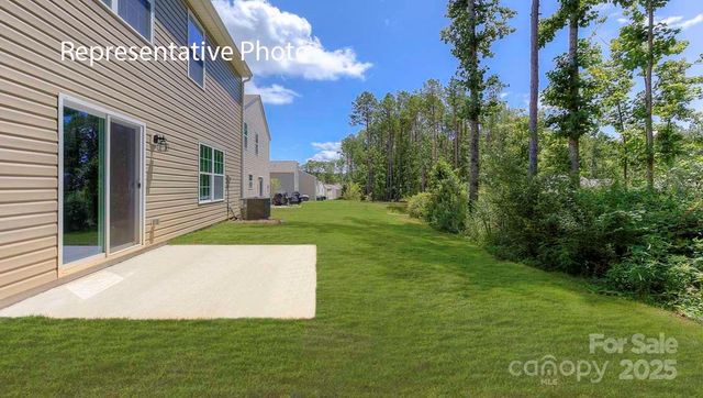 2075 10th Street SE, Hickory, NC 28602