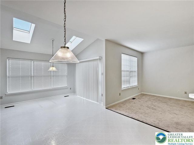 7680 Cross Creek Circle, Upper Macungie Twp, PA 18031