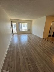 14612 Wyandotte 9, Van Nuys, CA 91405