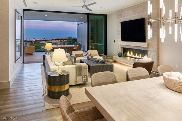 11665 Summit Club Drive 105, Las Vegas, NV 89135